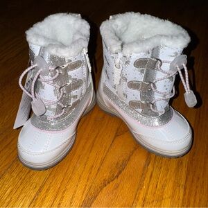 Girl’s Totes Bamba Silver and White Waterproof ❄️ Winter 🥶 Snow ⛄️ Boots